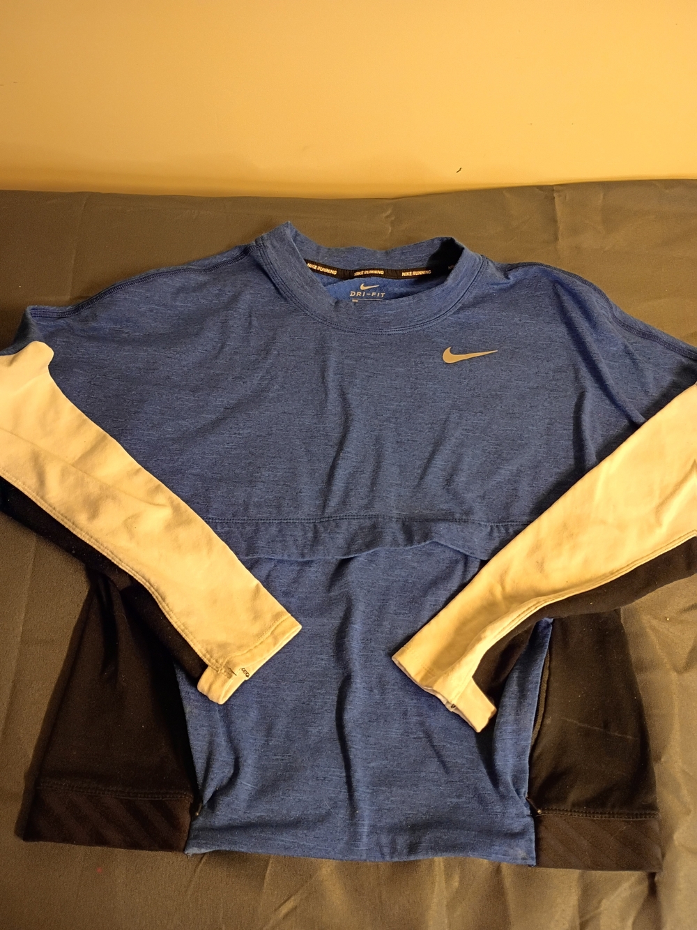 Nike Men’s Blue Crewneck Sweater with Cream Sleeves and Black Panels